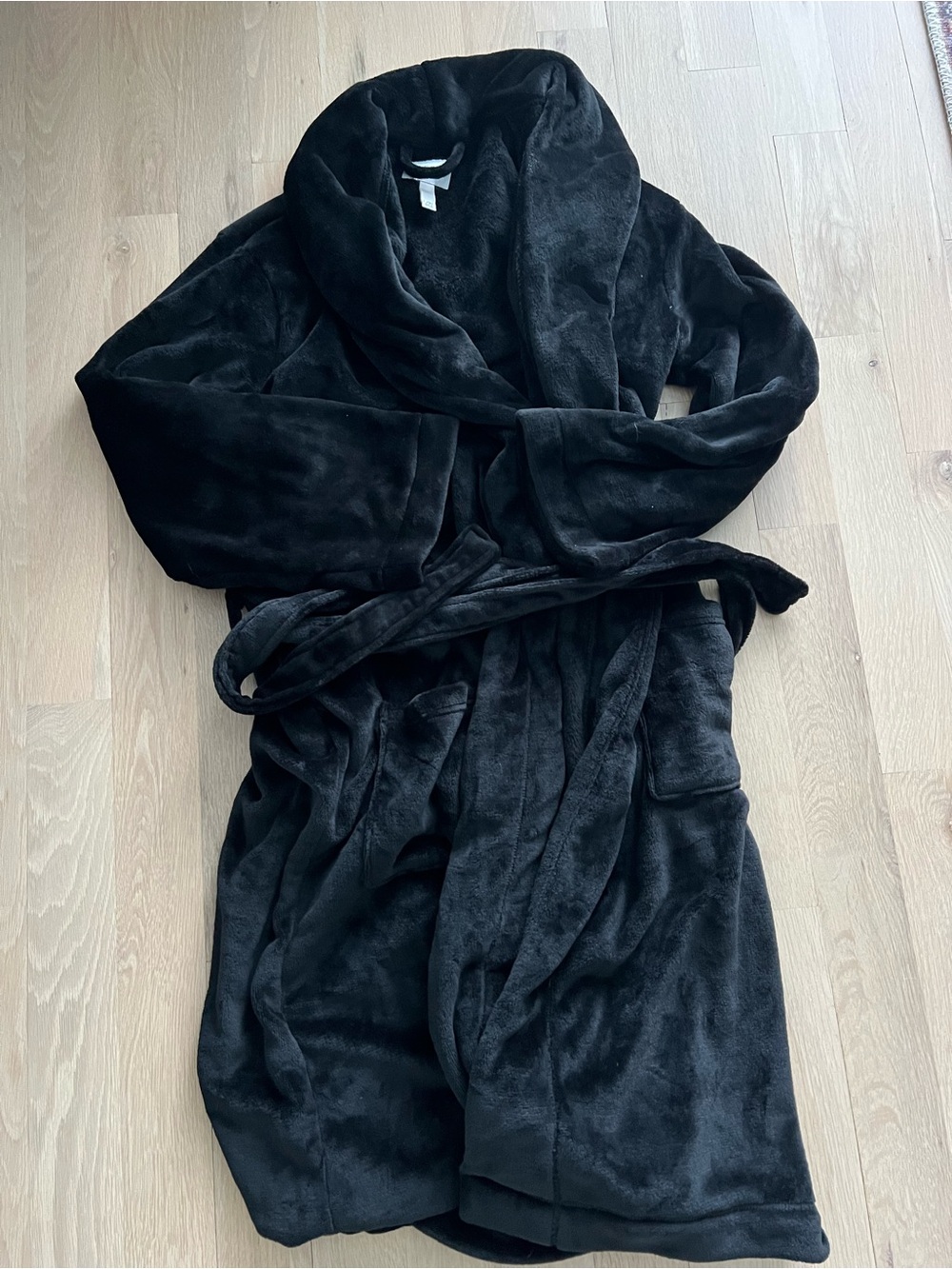 Goodfellow & Co Black Plush Robe